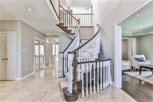 Property at 95 Golden Tulip Crescent, Markham, ON L6C 1W4