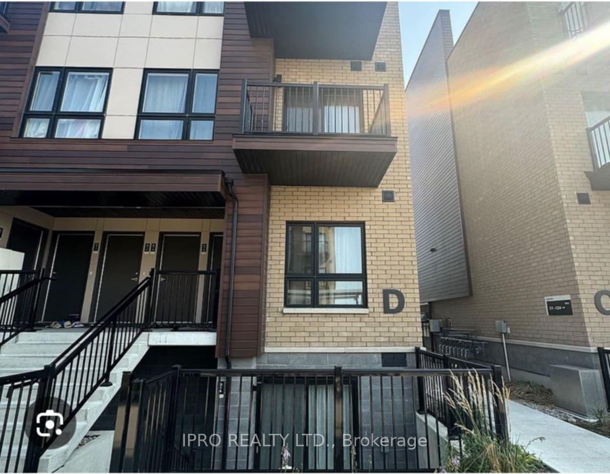 Property at 10 Palace Street D14, Kitchener, ON N2E 0J3