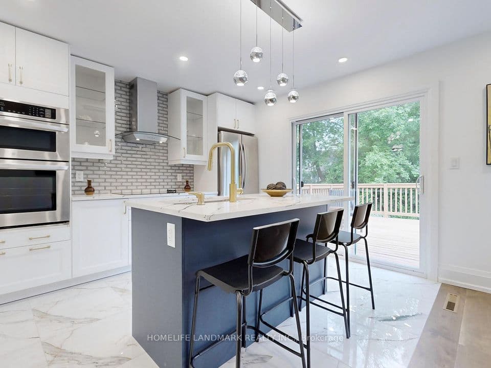 Property at 1661 Mount Albert Road Main, East Gwillimbury, ON L0G 1V0