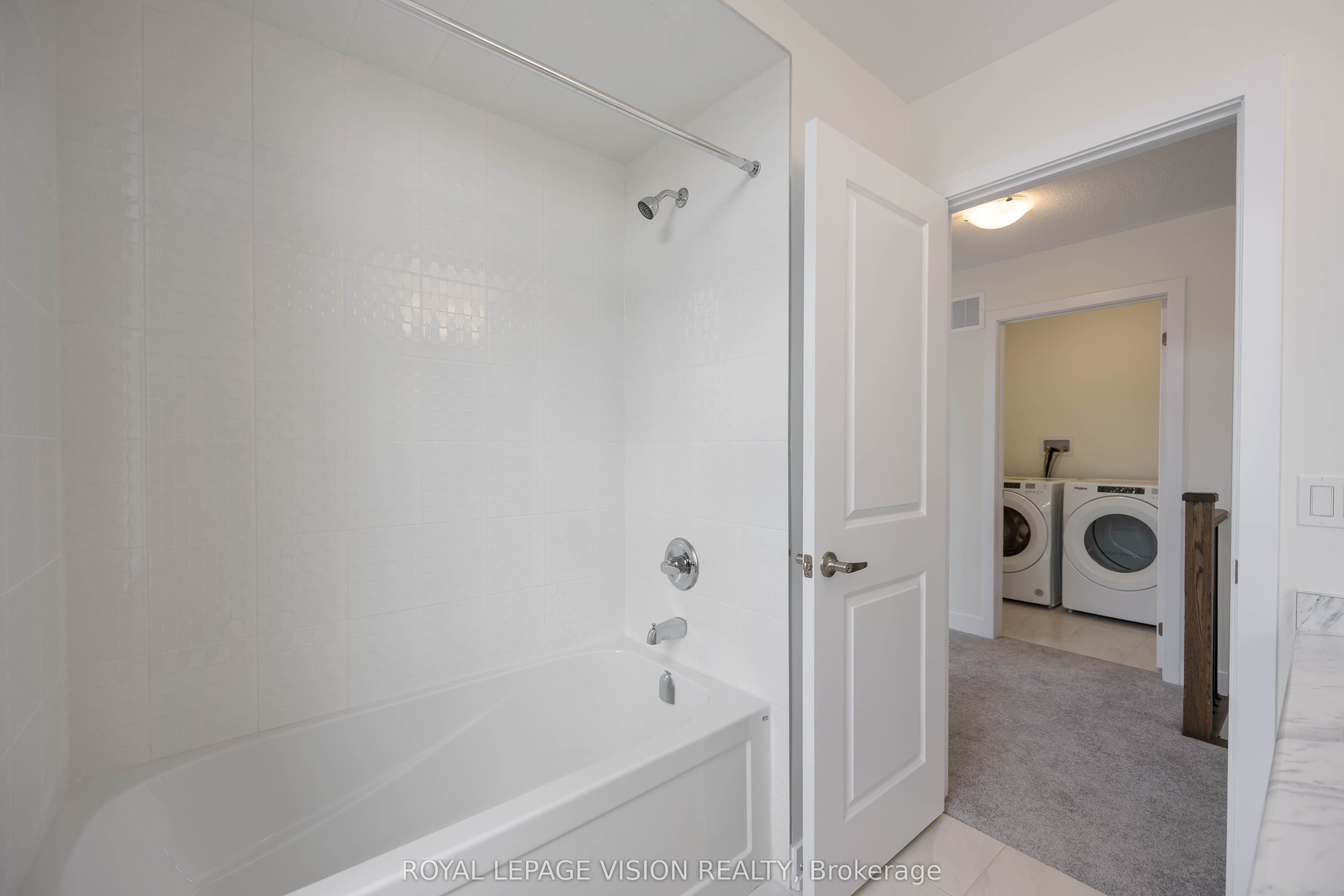 Property at 1090 Thompson Drive, Oshawa, ON L1L 0V5