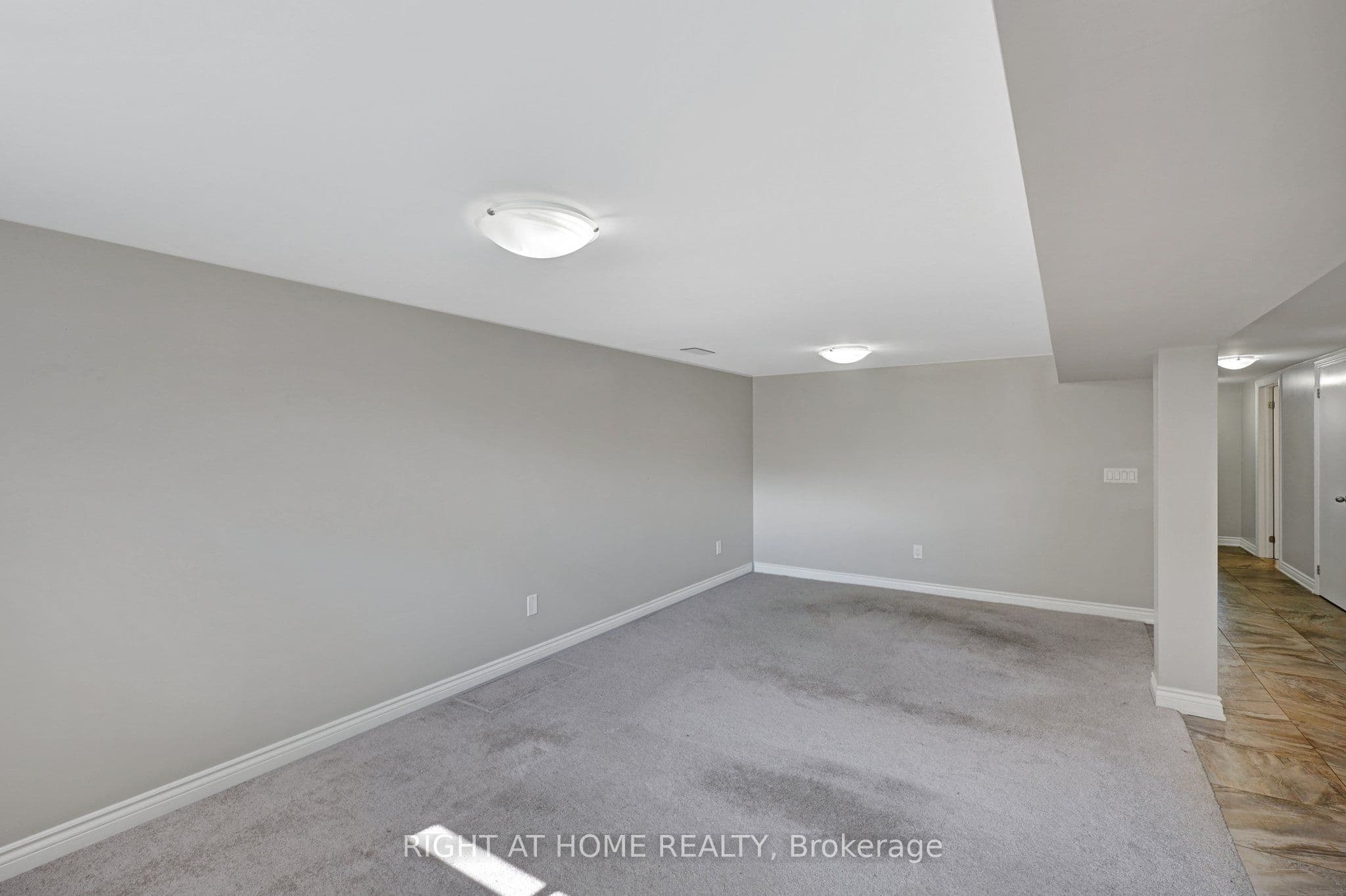 Property at 815 Krosno Boulevard, Pickering, ON L1W 1G7