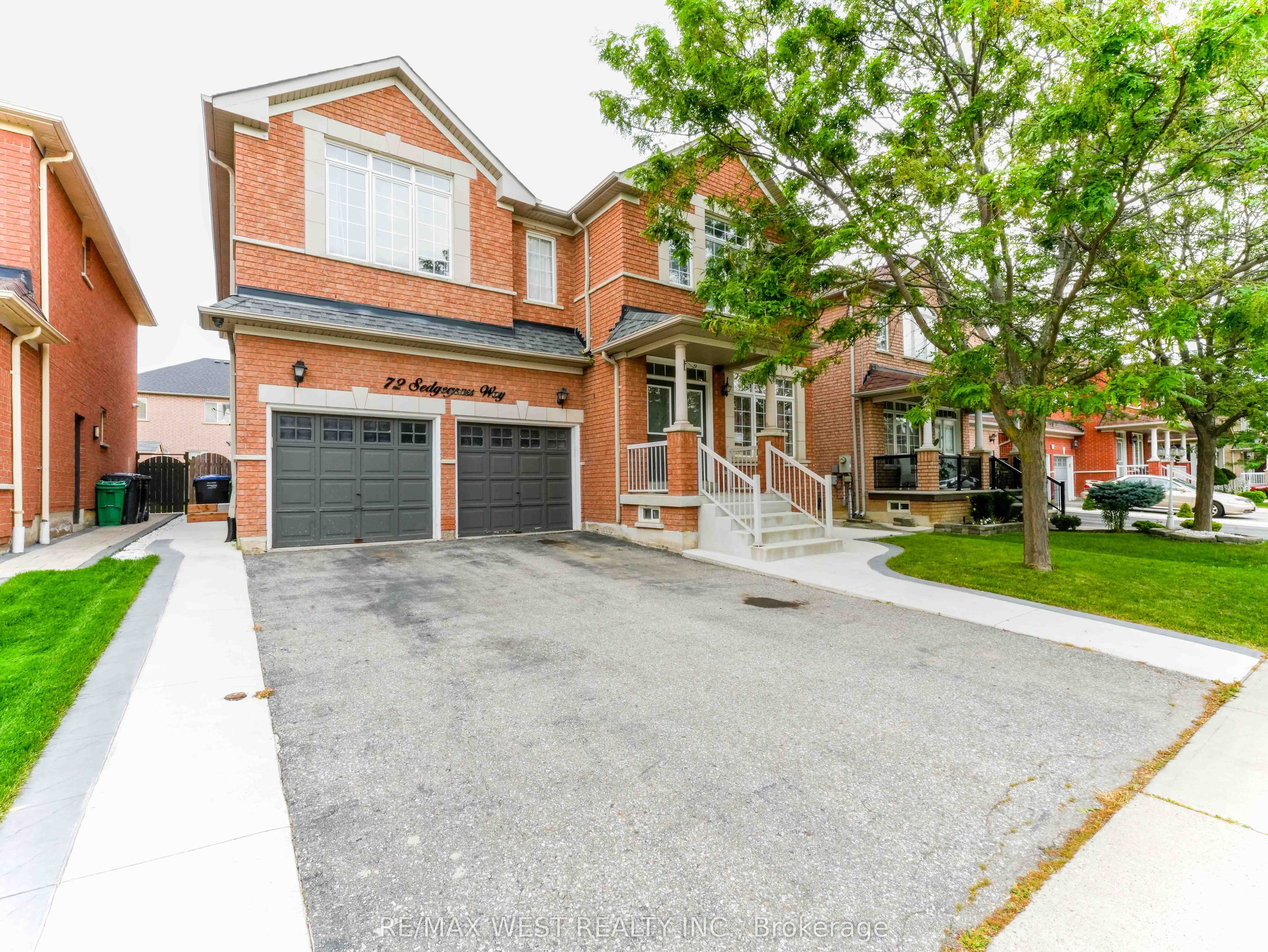 Property at 72 Sedgegrass Way BSMT, Brampton, ON L6R 3E3