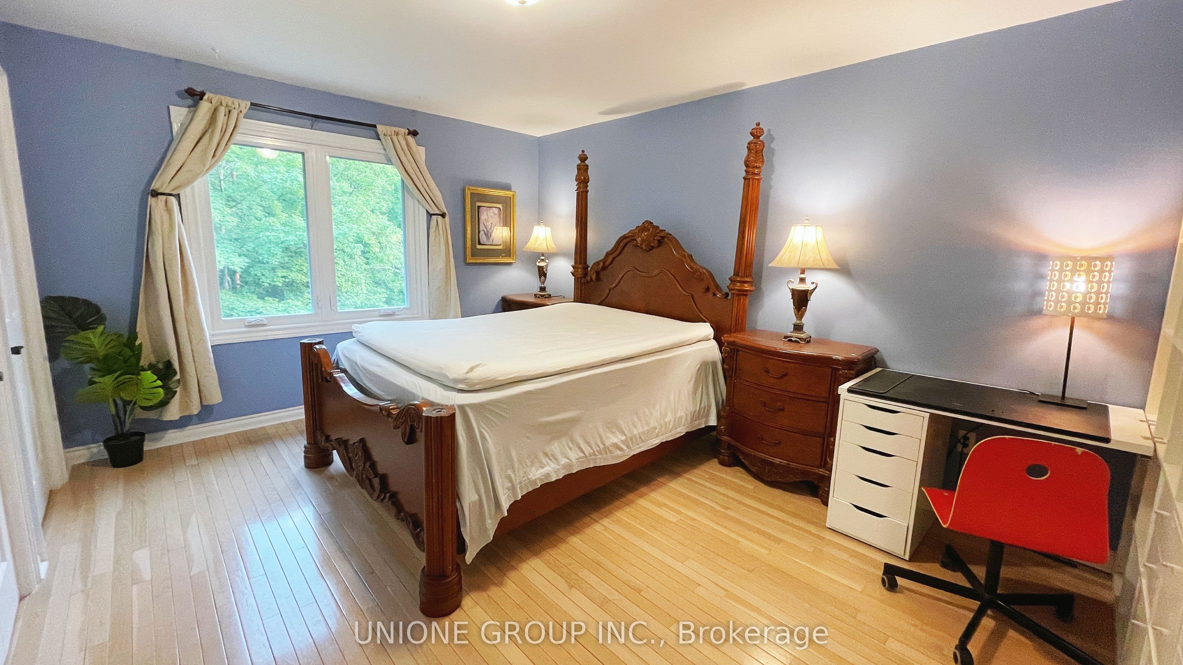 Property at 2415 Jarvis Street, Mississauga, ON L5C 2P7