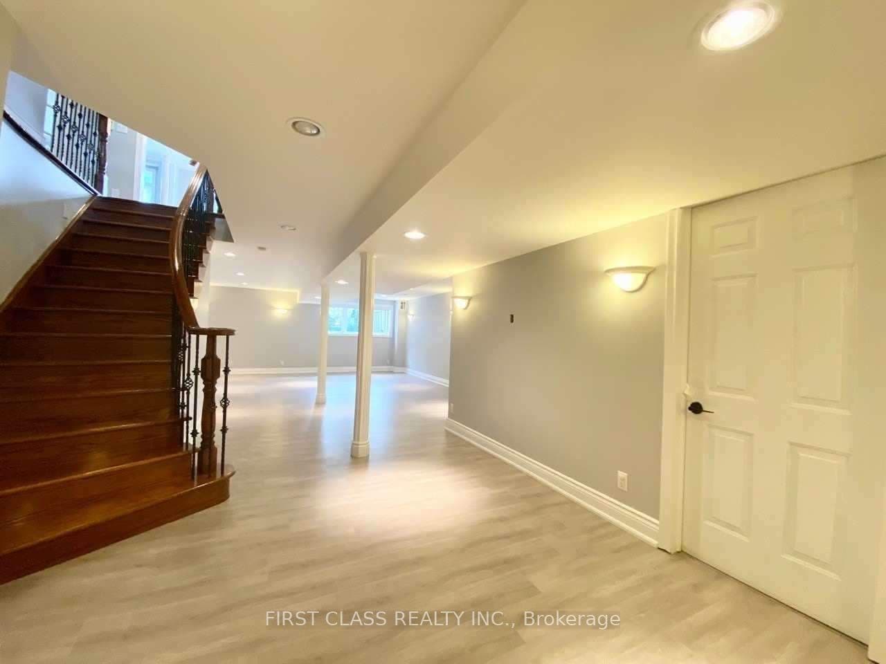 Property at 229 Rothbury Road, Richmond Hill, ON L4S 2N3