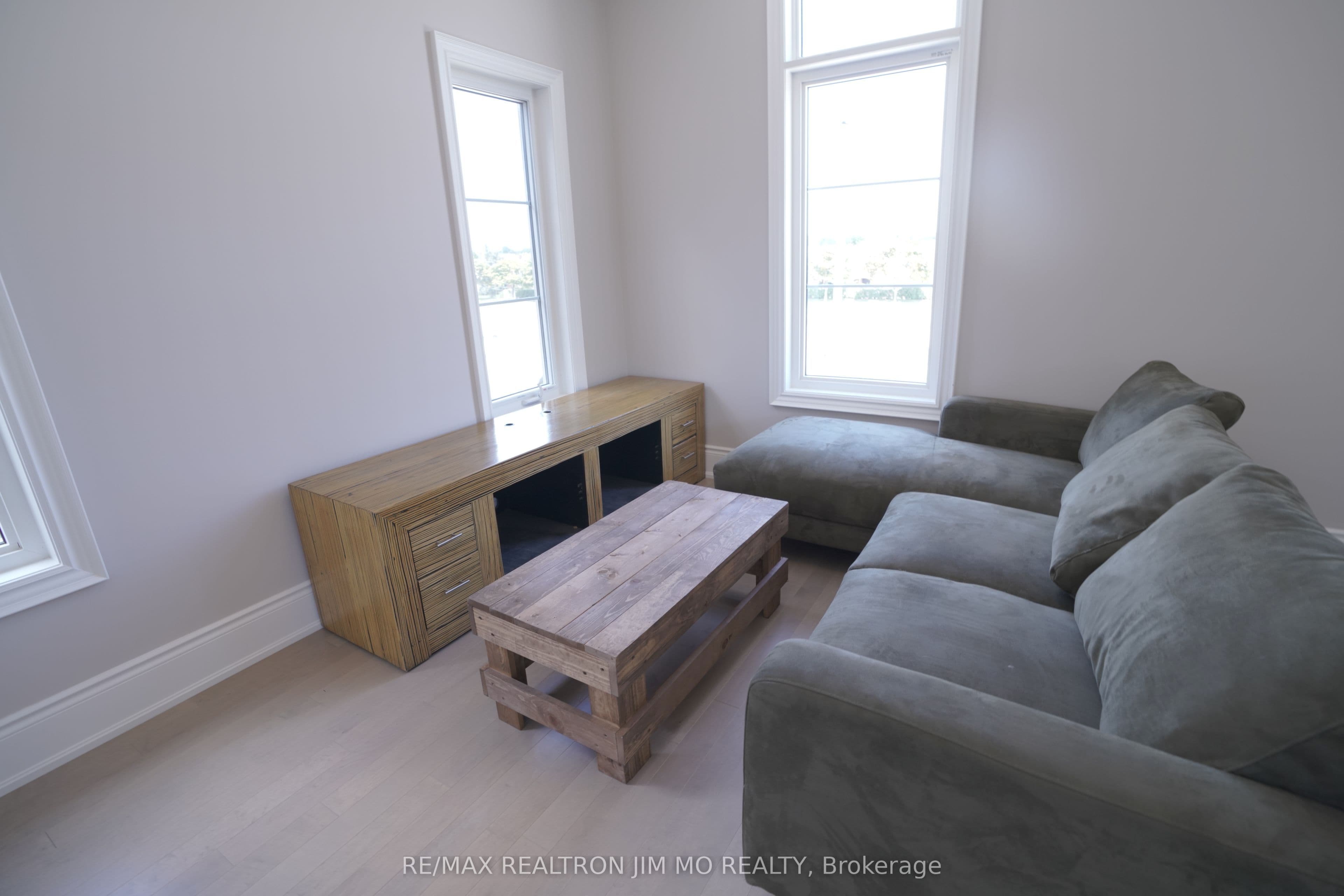 Property at 18 Callisto Lane Coach, Richmond Hill, ON L4C 4Z2