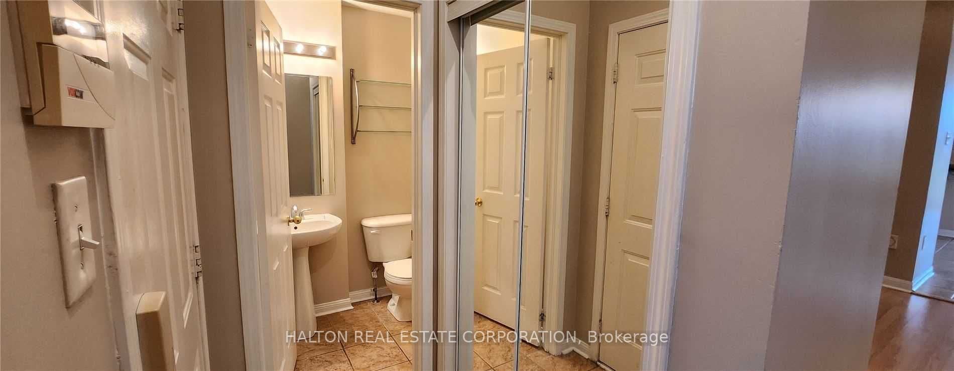 Property at 1273 Garcia Street, Mississauga, ON L5V 2W8