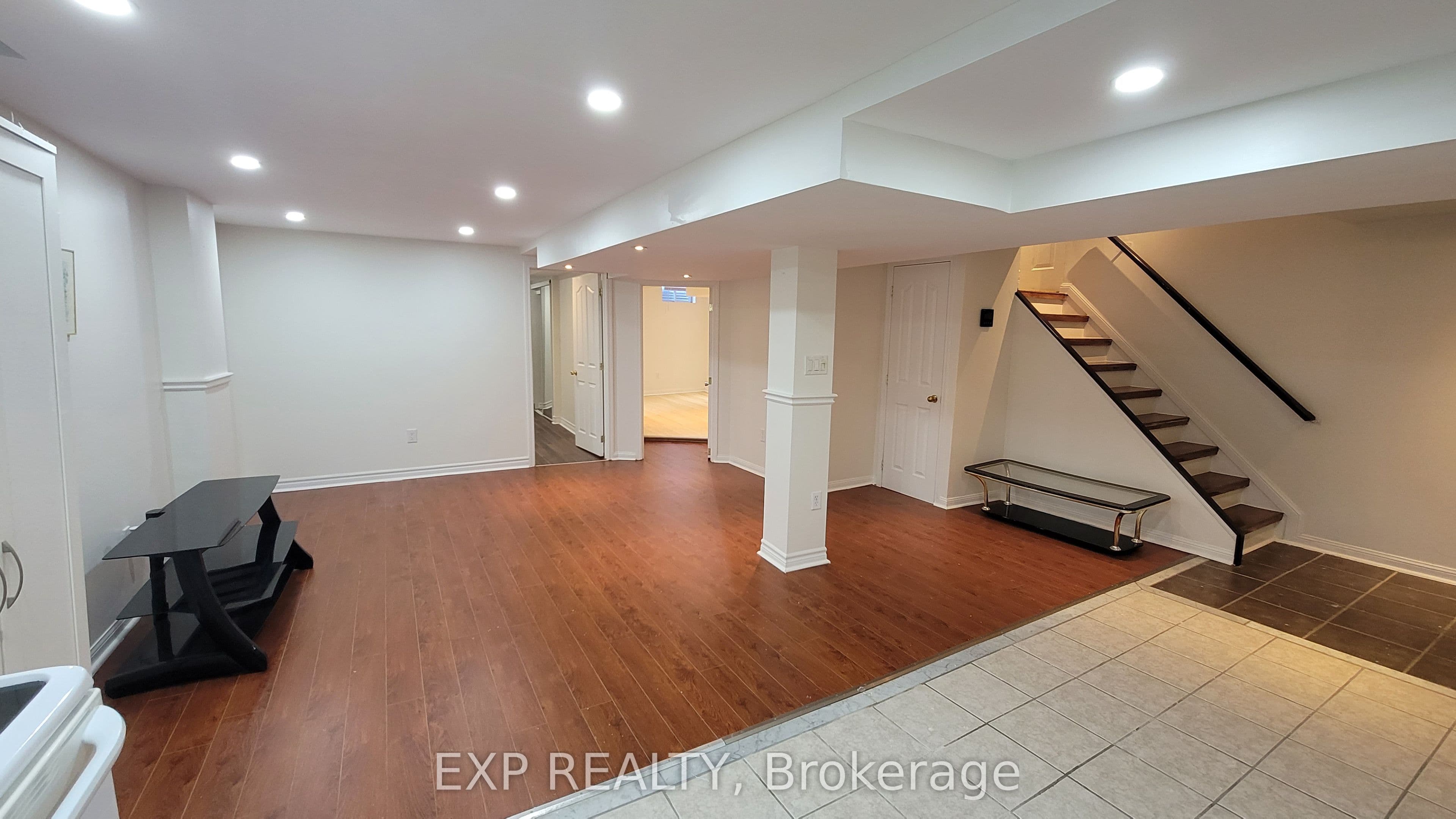 Property at 3298 Cambourne Crescent Bsmt, Mississauga, ON L5N 5P7