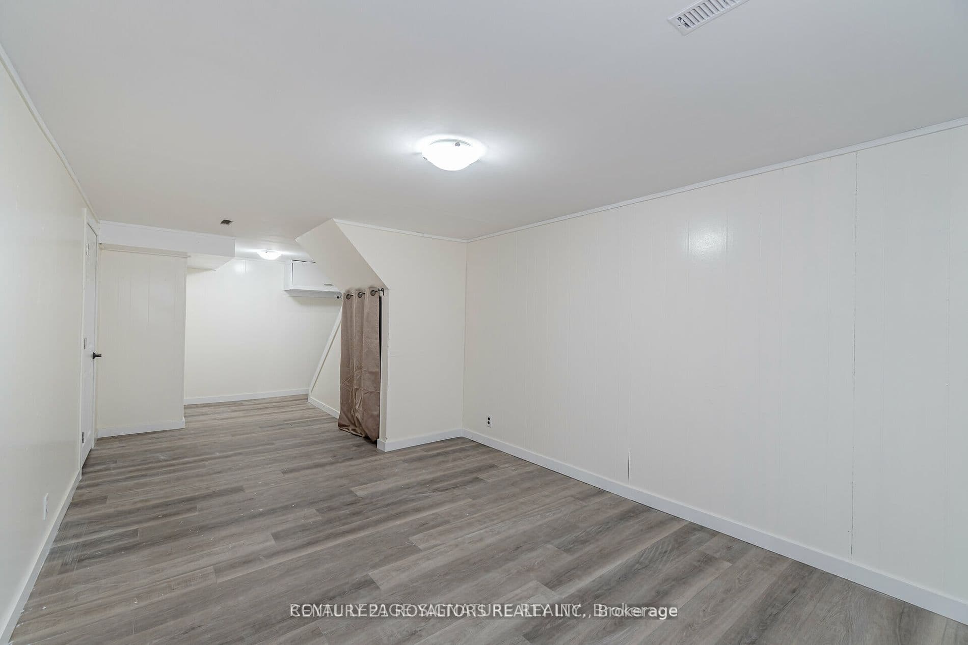 Property at 82 Karen Court, Orangeville, ON L9W 3S3
