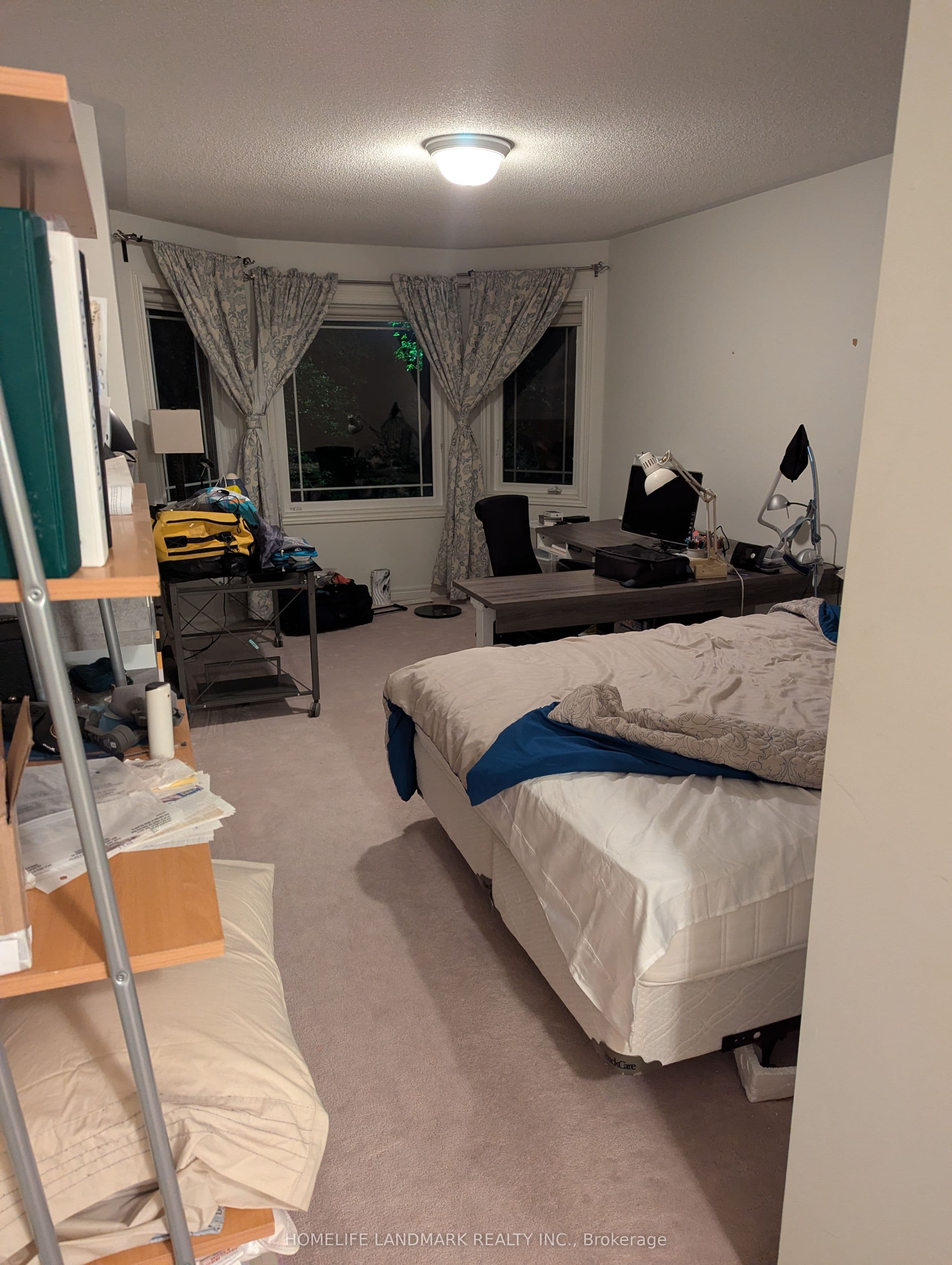 Property at 200 IVY JAY Crescent N, Aurora, ON L4G 0E9