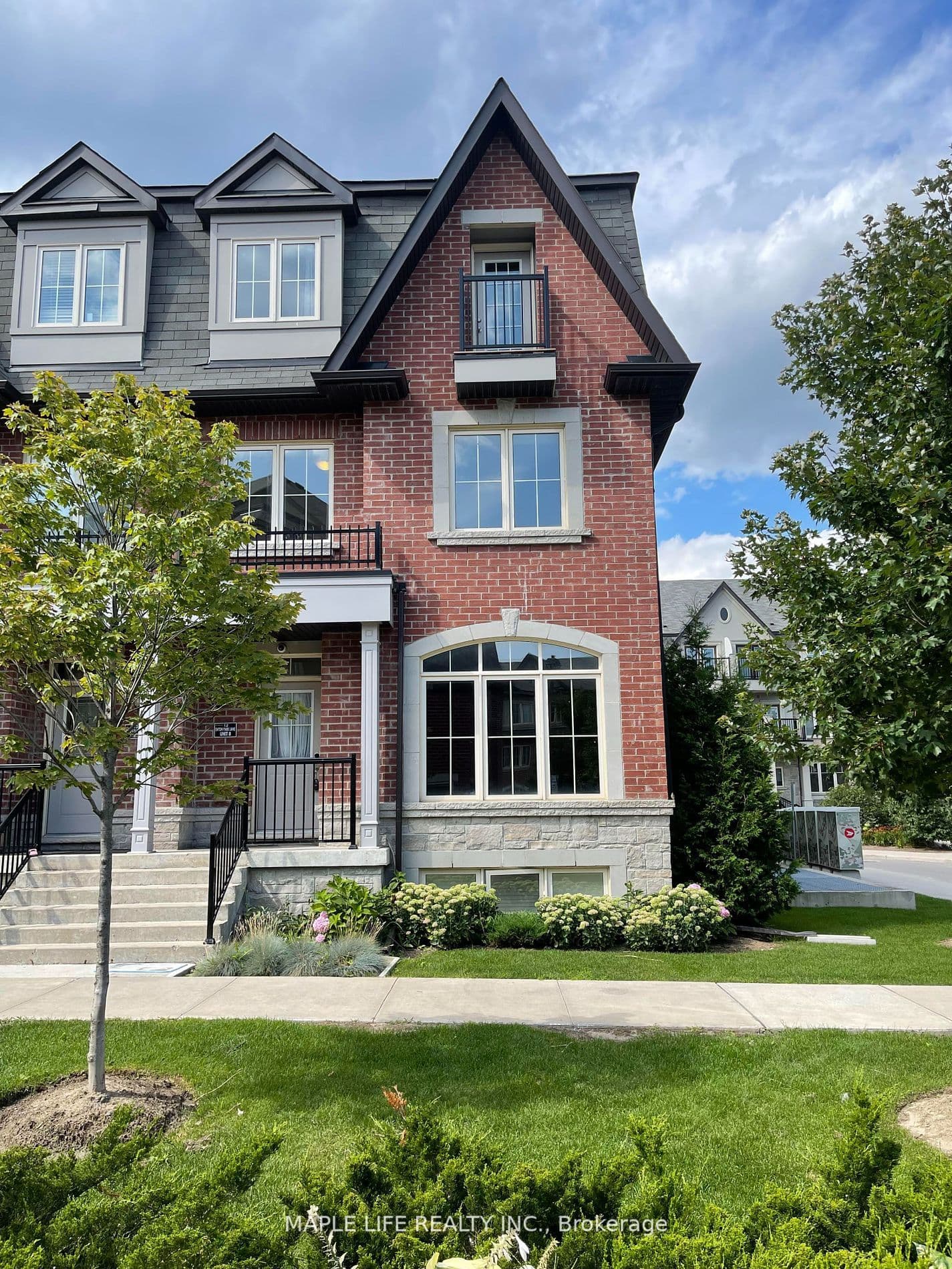 Property at 12 EATON PARK Lane E 8 BSMT, Toronto, ON M1W 0A5