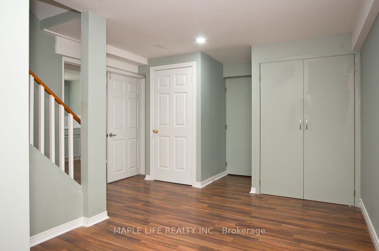 Property at 175bsmt Keffer Circle, Newmarket, ON L3X 1R9