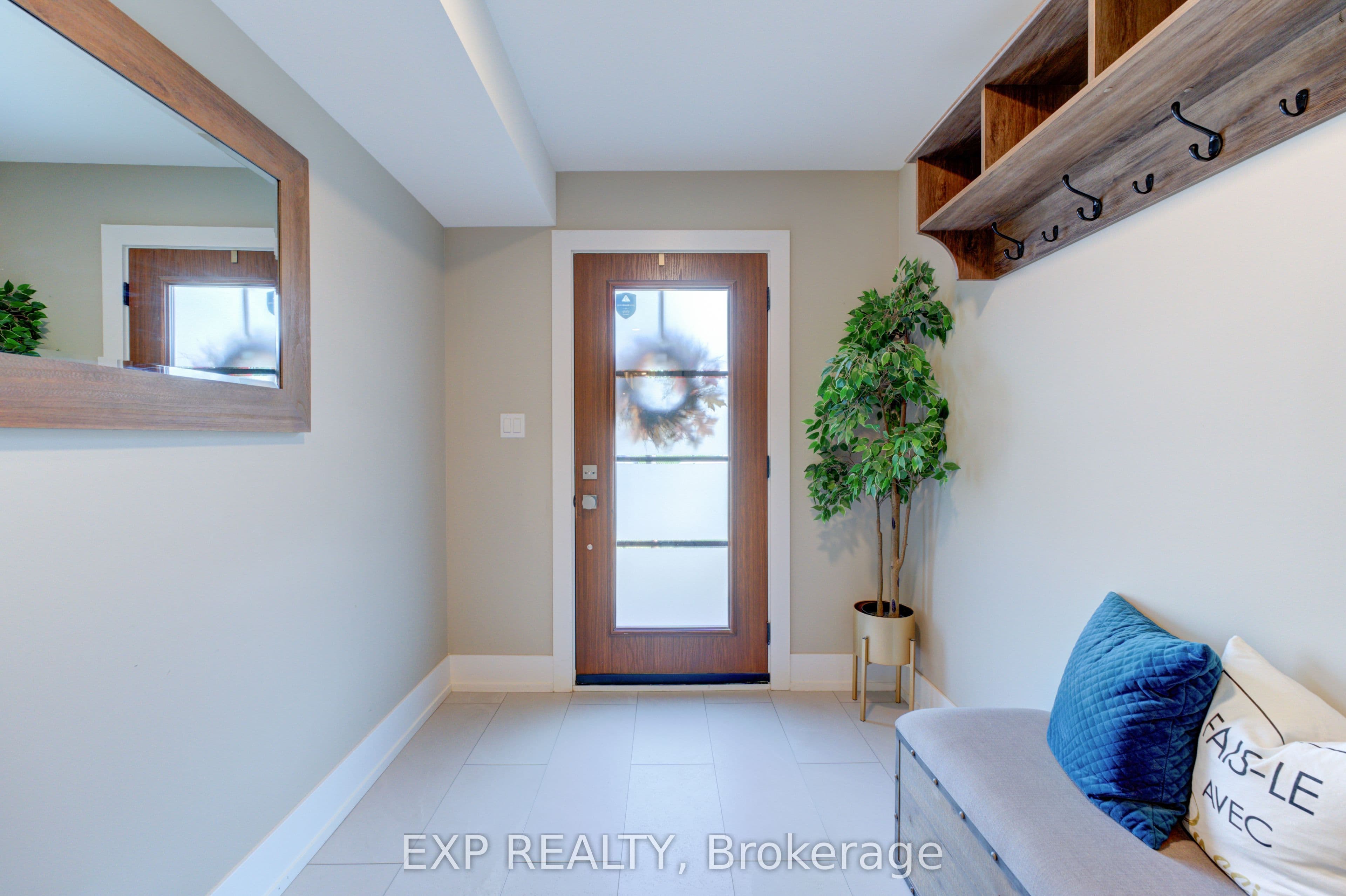 Property at 3 Spring Lane B-Upper, Brantford, ON N3T 4M2